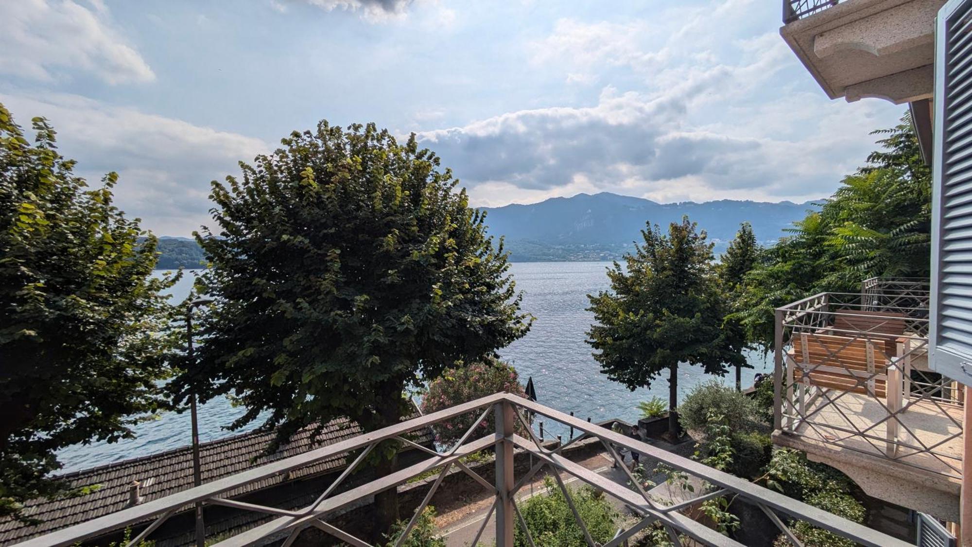 אורטה סאן ג'יוליו Casa Sul Lago Orta מראה חיצוני תמונה