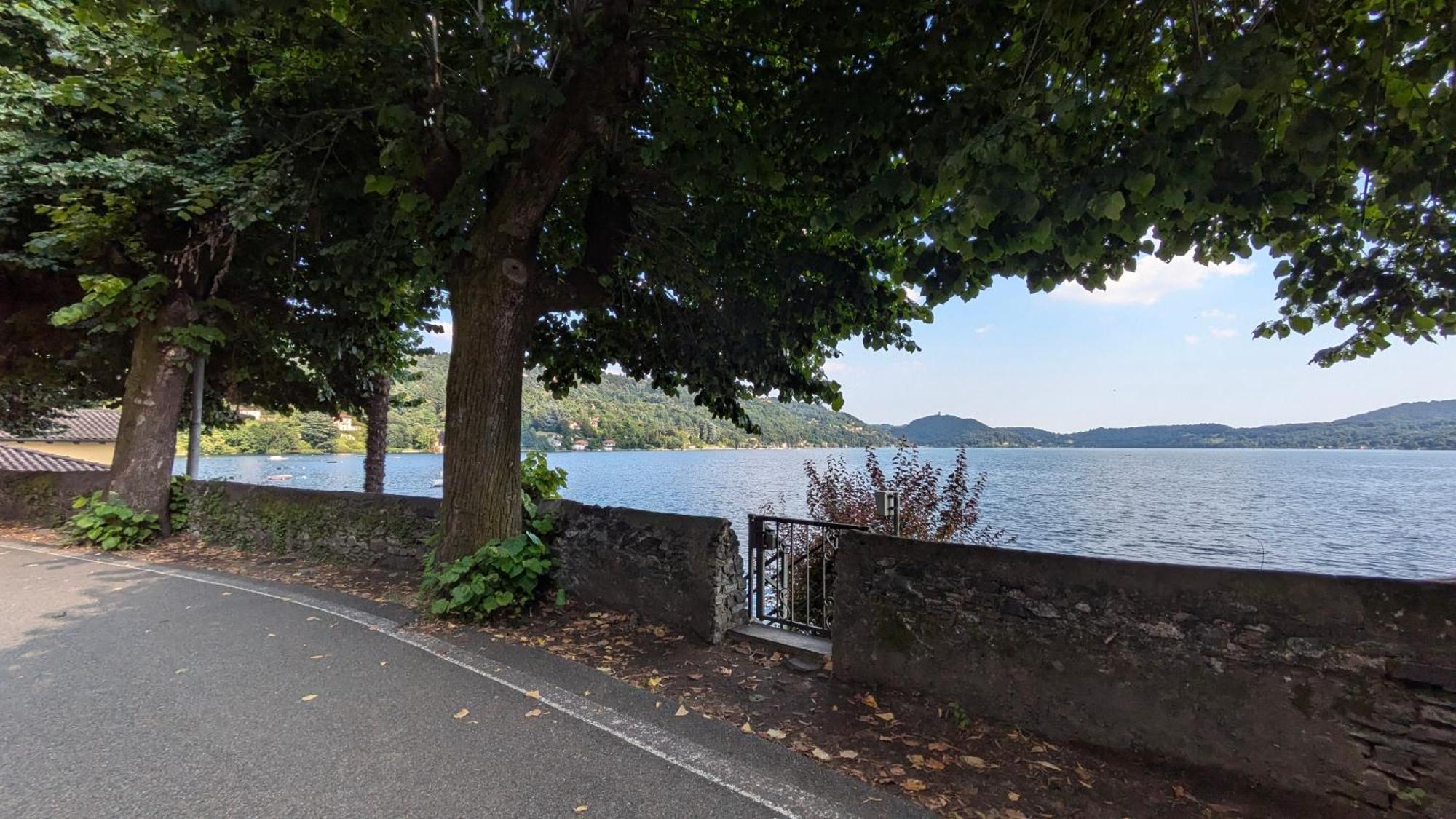 אורטה סאן ג'יוליו Casa Sul Lago Orta מראה חיצוני תמונה
