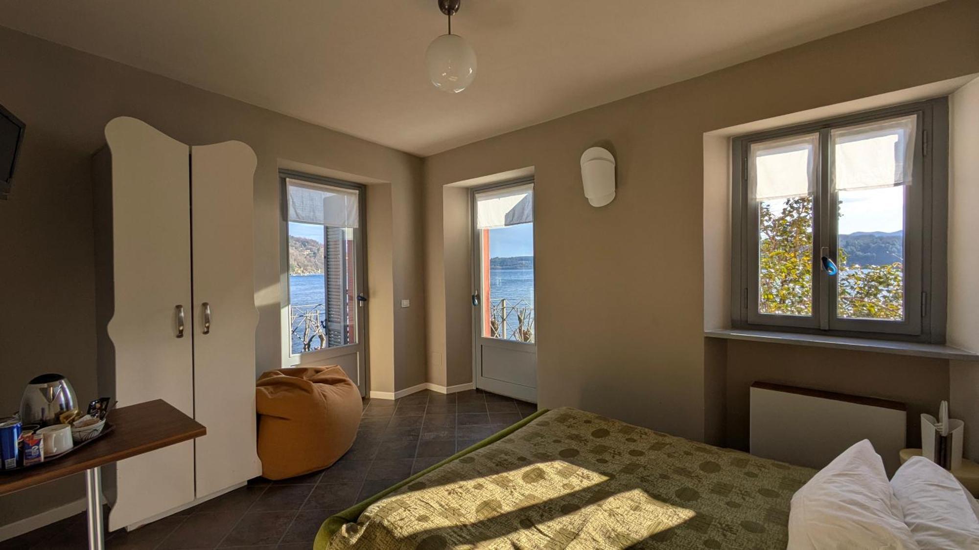 אורטה סאן ג'יוליו Casa Sul Lago Orta מראה חיצוני תמונה